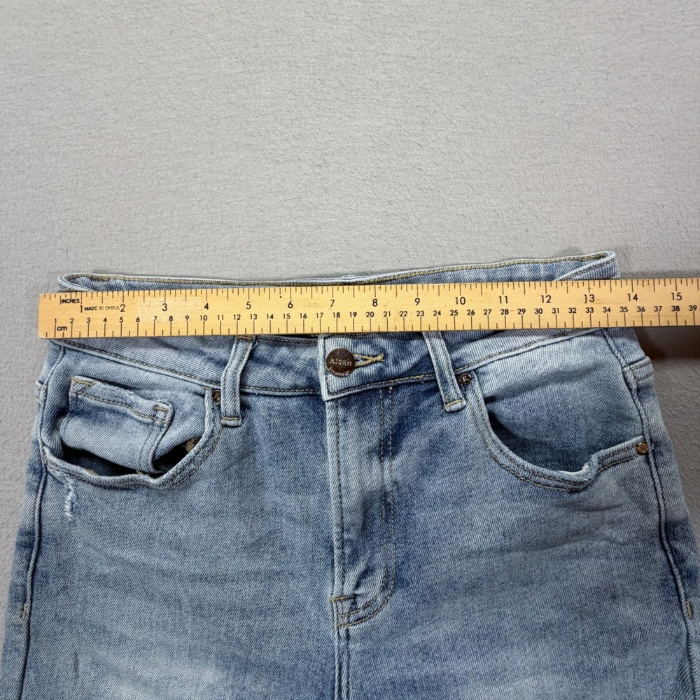 Risen Womens Jeans Straight Leg Light Wash Distressed Raw Hem 7/28 - Picture 4 of 10